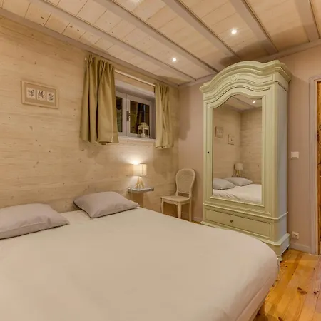 Le Flocon Grand 4 Etoiles Chalet *