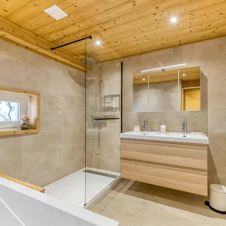Le Flocon Grand 4 Etoiles Chalet